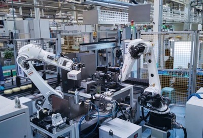 國產(chǎn)機(jī)器人如何破局？北珞石 向穩(wěn)扎穩(wěn)打的“埃斯頓”們學(xué)習(xí)，五金零售或成練兵場